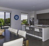 1 Pebble Place - Accommodation Gold Coast