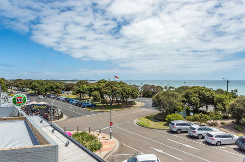 Blairgowrie Apartment 2 - On The Beach - Accommodation Gold Coast 10
