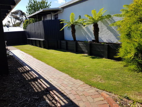 Mysa Anglesea Sleeps 7 WiFi SmartTV Cafes Shops - Gold Coast 4U 16