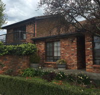 Bricks and Roses - Accommodation Gold Coast