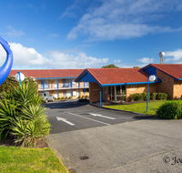 Blue Whale Motor Inn  Apartments - Accommodation Gold Coast