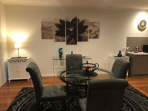 Black Lotus Townhouse - Gold Coast 4U 8