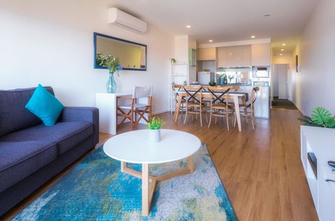 Waterfront Apt 234 Marinaquays - Accommodation Gold Coast 7
