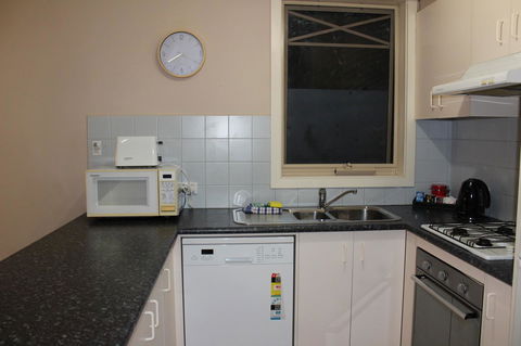Australian Home Away @ Box Hill 2 Bedroom - Gold Coast 4U 8