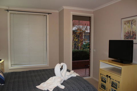 Australian Home Away @ Box Hill 2 Bedroom - Gold Coast 4U 3