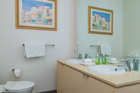 1 Sunset Place - Accommodation Gold Coast 10