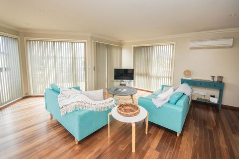 The Pitch - Gold Coast 4U 4
