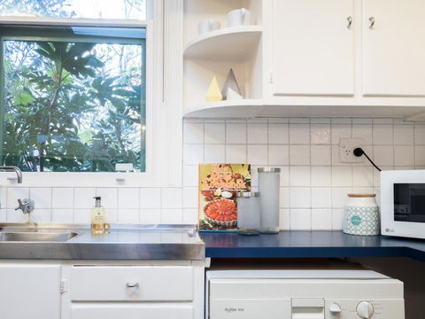 LittleStay Airlie - 2 Bedroom House - Gold Coast 4U 23