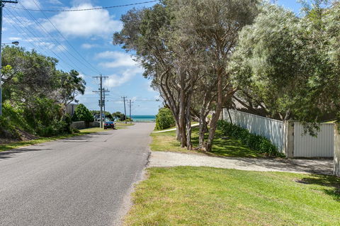 Perfect Blairgowrie Beach House - Accommodation Gold Coast 15