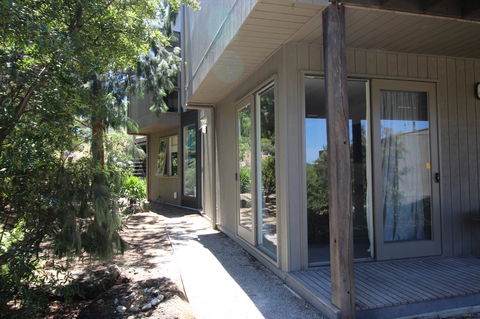Lorne Holiday House - Gold Coast 4U 10