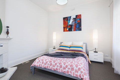 Montabella - Accommodation Gold Coast 2