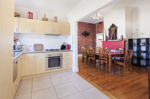 Montabella - Accommodation Gold Coast 4
