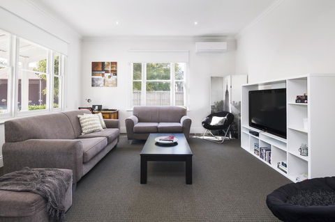 Montabella - Accommodation Gold Coast 1