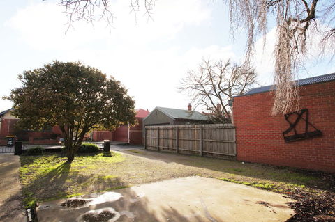 Montabella - Accommodation Gold Coast 10