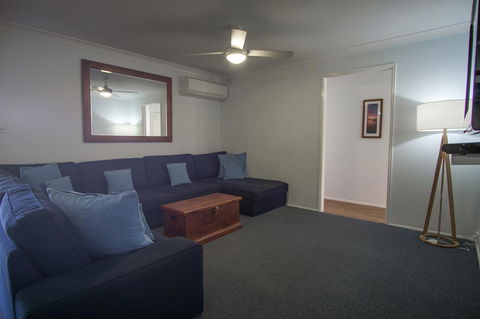 Debbie\'s Place - Accommodation Gold Coast 7