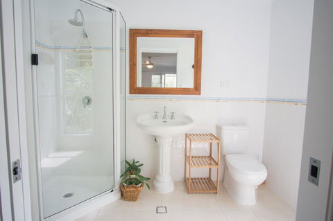 Debbie\'s Place - Accommodation Gold Coast 10