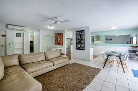 Sunseeker Holiday Apartments - Accommodation Gold Coast 33