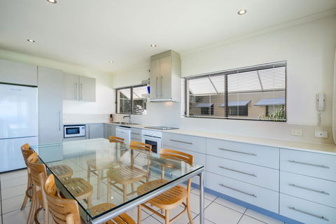 Sunseeker Holiday Apartments - Accommodation Gold Coast 26