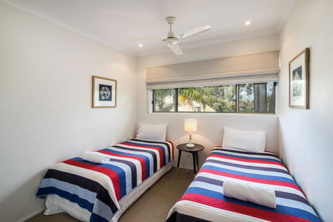 Sunseeker Holiday Apartments - Accommodation Gold Coast 3