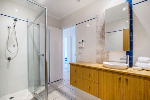 Sunseeker Holiday Apartments - Accommodation Gold Coast 4