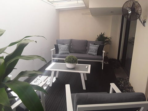 Sunseeker Holiday Apartments - Accommodation Gold Coast 12