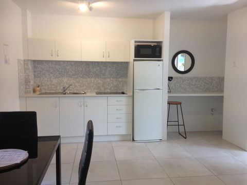 Chez Noosa Resort Motel - Gold Coast 4U 5