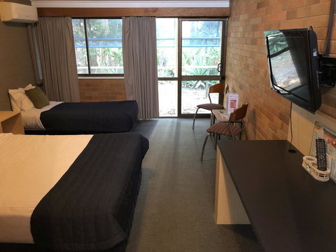 Bribie Island Hotel - Accommodation Gold Coast 21