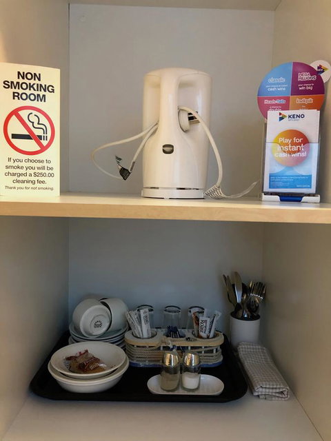 Bribie Island Hotel - Accommodation Gold Coast 12