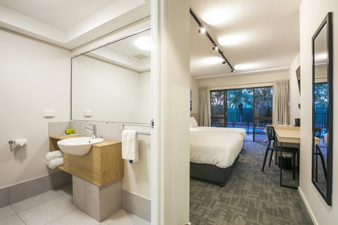 Nightcap At Kawana Waters Hotel - Accommodation Gold Coast 25