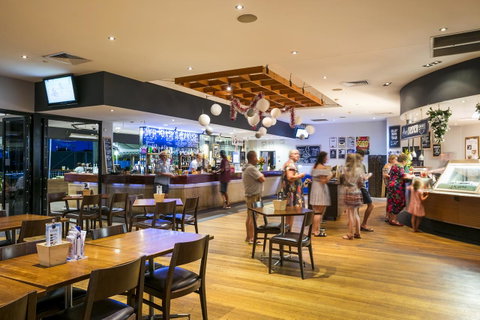 Nightcap At Kawana Waters Hotel - Accommodation Gold Coast 16