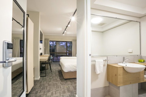 Nightcap At Kawana Waters Hotel - Accommodation Gold Coast 14