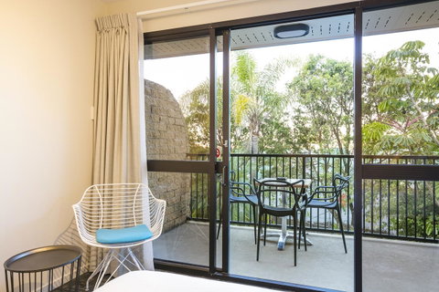 Nightcap At Kawana Waters Hotel - Accommodation Gold Coast 30
