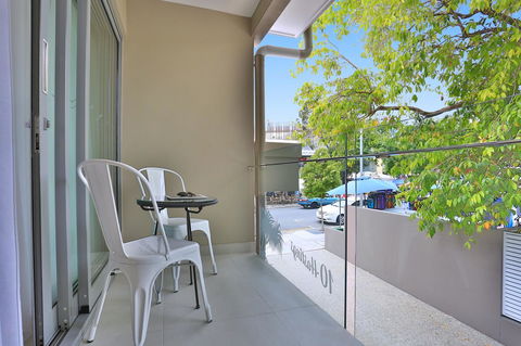 10 Hastings Street Motel - Gold Coast 4U 9