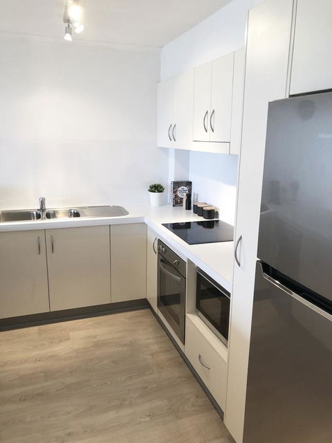 Sunshine Beach Luxe Apartment - Accommodation Gold Coast 9