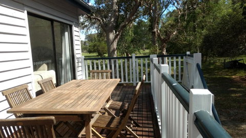 Lake Weyba Noosa Lodge & Kangaroos - Accommodation Gold Coast 21