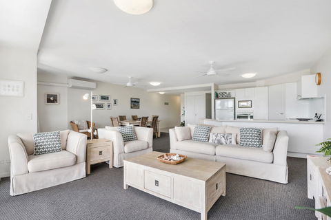 Sunshine Vista - Accommodation Gold Coast 10