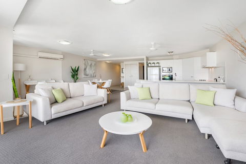 Sunshine Vista - Accommodation Gold Coast 3