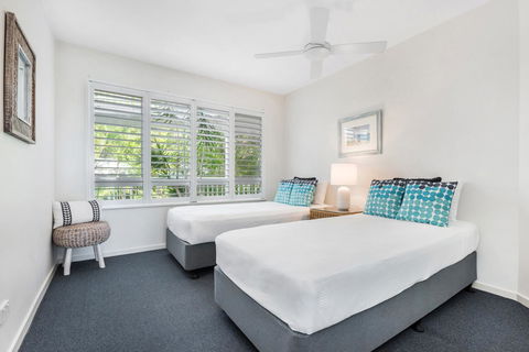 Sunshine Vista - Accommodation Gold Coast 9