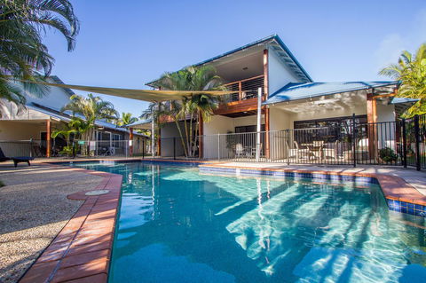 Edge On Beaches Agnes Waters 1770 - Gold Coast 4U 4