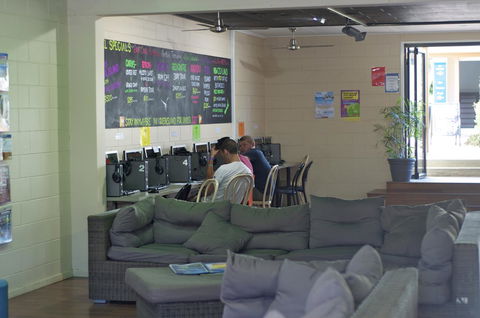 Nomads Airlie Beach - 1 Gold Coast 25