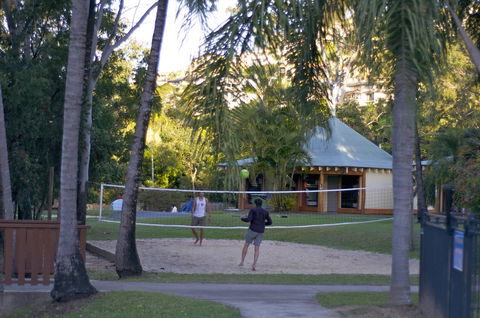 Nomads Airlie Beach - 1 Gold Coast 8