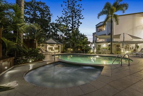 The Lookout Resort Noosa - Gold Coast 4U 1