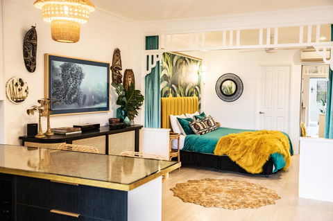 NOMAD - Luxe Apartment - Accommodation Gold Coast 0