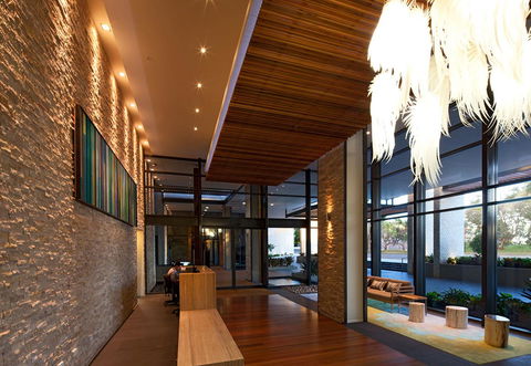 Oaks Redcliffe Mon Komo Suites - Gold Coast 4U 13