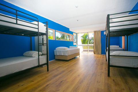 Rainbow Bay Backpackers - 1 Gold Coast 17