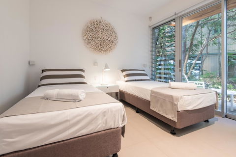 The Hastings Beach Houses - Accommodation Gold Coast 26