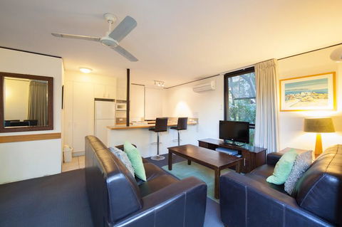 The Hastings Beach Houses - Accommodation Gold Coast 15