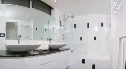 Poinciana 112 - Accommodation Gold Coast 11