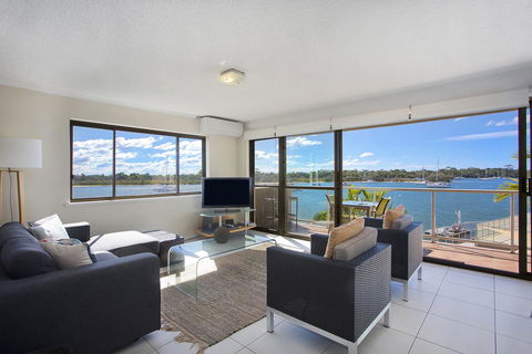 Noosa Shores Resort - Gold Coast 4U 9