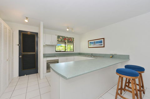 Seascape Holidays At Beachfront Terraces - 1 Gold Coast 15